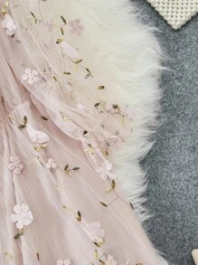 SHEIN CURVE+ Plus Floral Embroidery Mesh Overlay Dress - Pink - View 3