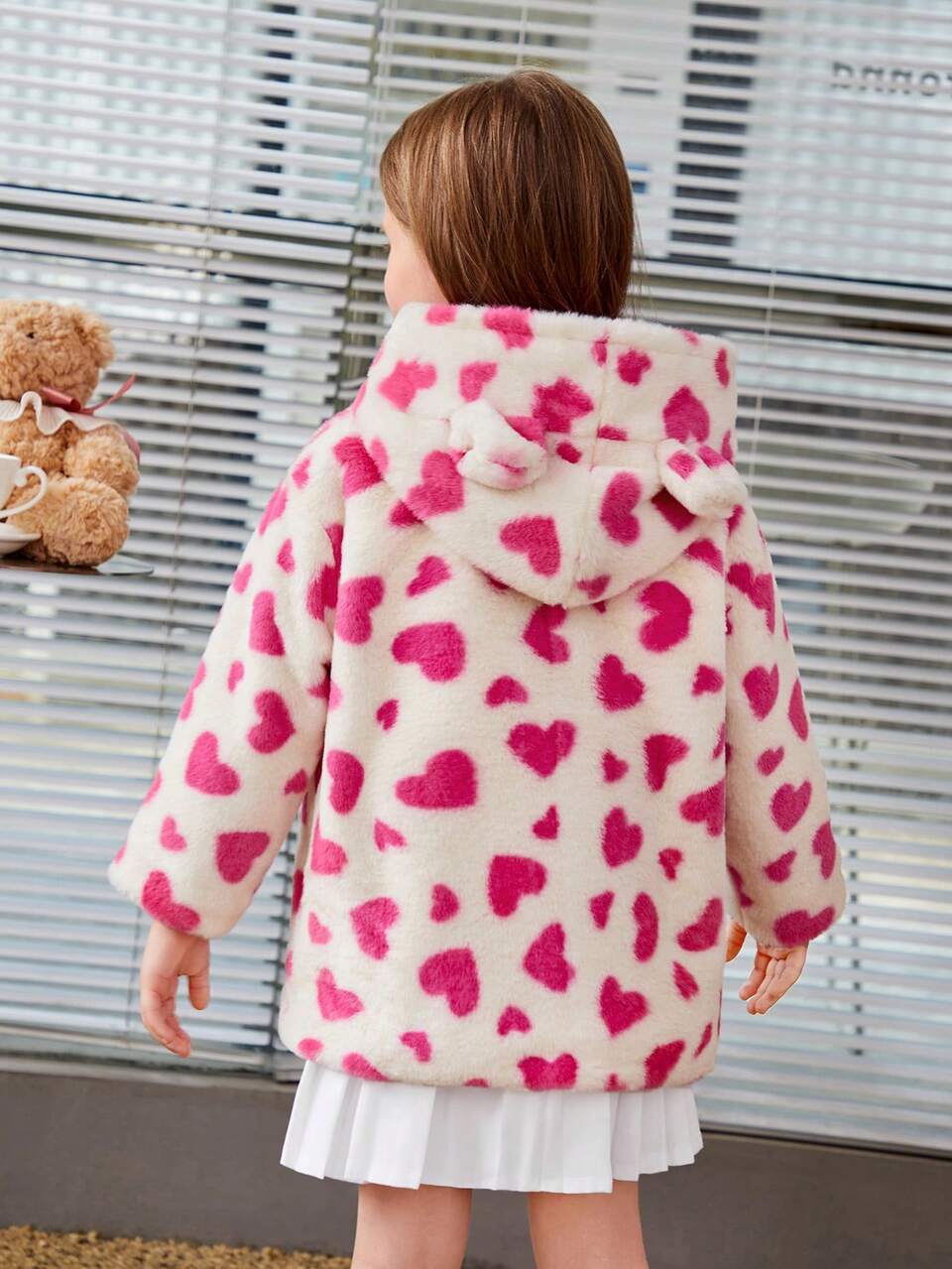 Young Girl 1pc Heart Pattern 3D Ear Design Hooded Fuzzy Coat
