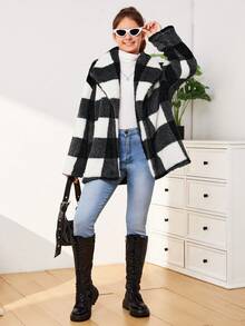 SHEIN 青少年女孩大方格圖案大翻領絨毛外套 - 黑與白 - 查看 5