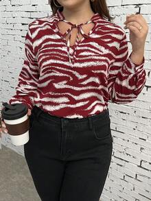 Celure 大碼斑馬條紋缺口領襯衫 - 酒紅色 - 查看 5