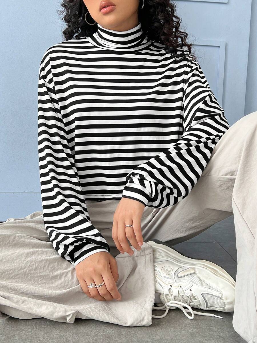 SHEIN EZwear In sọc Cổ giả Áo thun Thả vai - màu đen - Xem 1