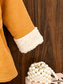 SHEIN 女小童1入組拼接毛茸邊前紐扣外套 - 棕色 - 查看 3