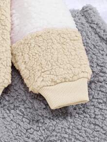 SHEIN Baby Girl Colorblock Teddy Sweatshirt & Pants - Multicolor - View 3