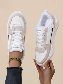 Damen Schnürkasual Schuhe, Sportschuhe, weiße Schuhe, Damenschuhe, Skaterschuhe, leichte Straßenbrettkschuhe