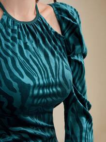 Modelyn 斑馬紋羊腿袖絨布洋裝不附腰帶 - 水鴨藍 - 查看 4