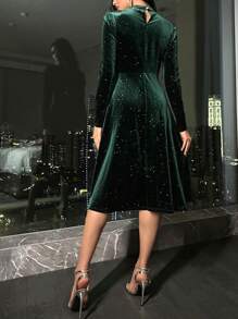 SHEIN Clasi 水鑽細節小高領絲絨洋裝 - 綠色 - 查看 2