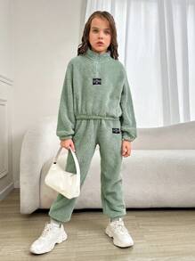 Chica preadolescente Pullover teddy con parche de letra de hombros caídos con pantalones - Verde - Ver 5