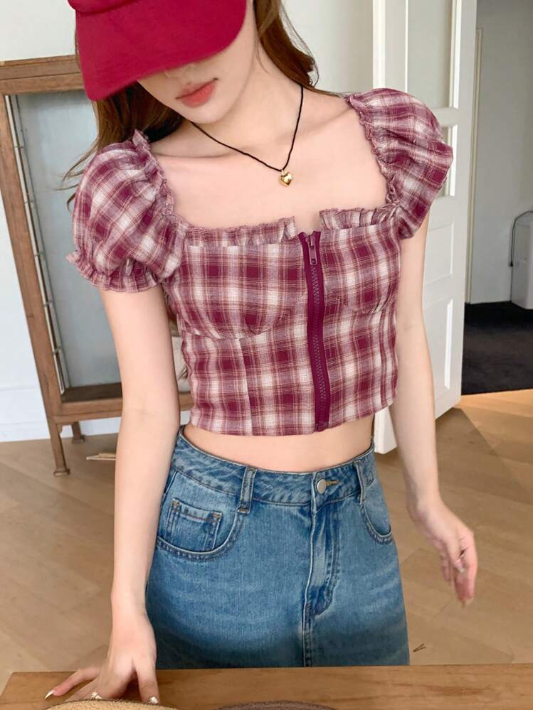 DAZY Top crop con estampado de cuadros ribete fruncido con cremallera delantera - Rojo - Añade 2