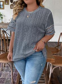 SHEIN LUNE Hơn Ren tương phản Cắt vỏ sò Lỗ gắn thêu Áo thun - Màu xanh hải quân - Xem 5