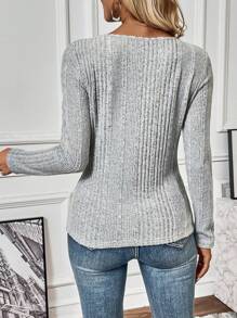 SHEIN Clasi 缺口領紐扣細節T恤 - 淺灰色 - 查看 2