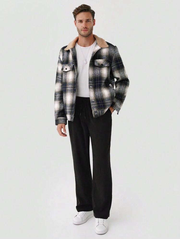 Men Plaid Print Borg Collar Flap Detail Jacket