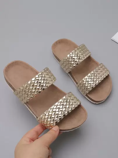 時尚和多用途平底涼鞋適用於兒童,家庭和日常穿著