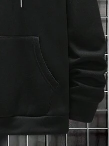 Manfinity Homme 男士大码字母圖案袋鼠口袋抽繩連帽衫 - 黑色 - 查看 6