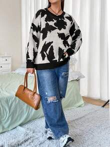 Flirla Plus Butterfly Pattern Drop Shoulder Sweater - Black and White - View 6