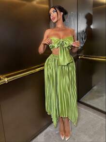 SHEIN SXY 前繫帶抹胸上衣&手帕下擺百褶半身裙 - 綠色 - 查看 1