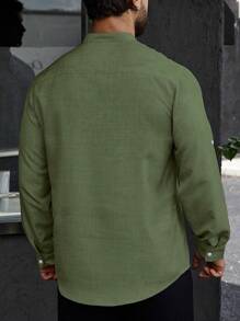 Manfinity Homme Camisa De Manga Larga Para Hombres Con Botones En La Parte Delantera Y Pestañas En Las Mangas - Verde militar - Ver 2