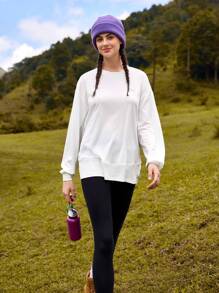 In My Nature 字母貼布落肩袖下擺開叉戶外T恤 - 白色 - 查看 7