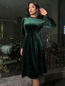 SHEIN Clasi 水鑽細節小高領絲絨洋裝 - 綠色 - 查看 4