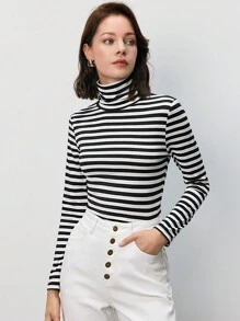 SHEIN Frenchy 高領條紋印花高領T恤 - 黑與白 - 查看 8