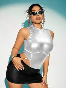 SHEIN ICON 大碼小高領金屬質感背心連體衣 - 白色 - 查看 5