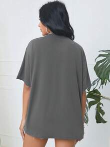 SHEIN EZwear 蝴蝶和標語圖案落肩T恤 - 深灰色 - 查看 2