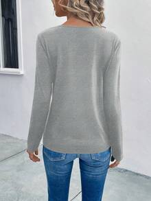 SHEIN LUNE Camiseta de dos tonos con botón delantero - Gris Claro - Ver 2