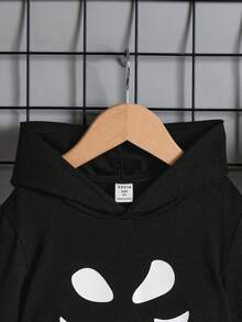 SHEIN Chàng trai trẻ In biểu thức Hai âm áo có mũ Áo thun - Đen và trắng - Xem 4
