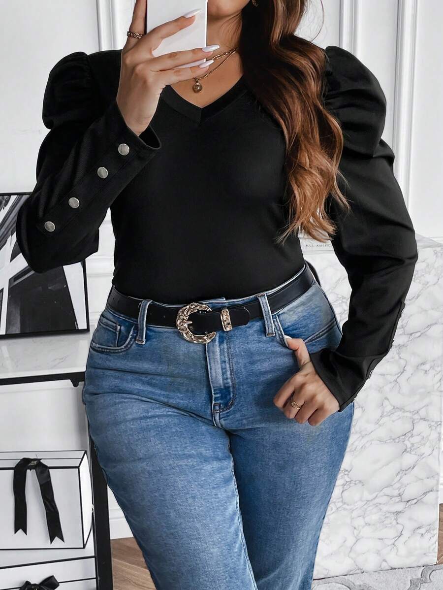 Flirla 大碼羊腿袖紐扣細節T恤 - 黑色 - 查看 1