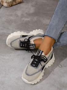 Women Fashion Print Sneakers Comfortable Versatile Breathable Beige Thick Sole Hiking Shoes, Casual Platform Vulcanized Shoes, Thick Sole Low-Top Chunky Sneakers, Fashion Print Student Shoes, Loafers, Breathable Running Shoes, Hiking Shoes, Lightweight Non-Slip Lace-Up Casual White Shoes - Beige - View 2