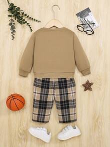 SHEIN Baby Boy Plaid Patched Pocket Pullover & Pants - Multicolor - View 2