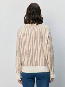 SHEIN Frenchy Jersey con patrón de cheurón ribete fruncido de hombros caídos - Multicolor - Ver 2