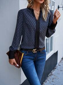 SHEIN LUNE Allover Print Notched Neckline Contrast Trim Blouse - Grey - View 3