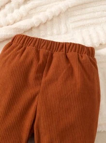 Young Girl Figure Graphic Ruffle Trim Tee & Flare Leg Pants - Multicolor - View 5