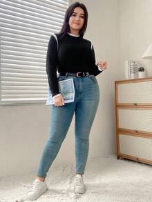 SHEIN Essnce 大碼拼接邊T恤 - 黑與白 - 查看 3