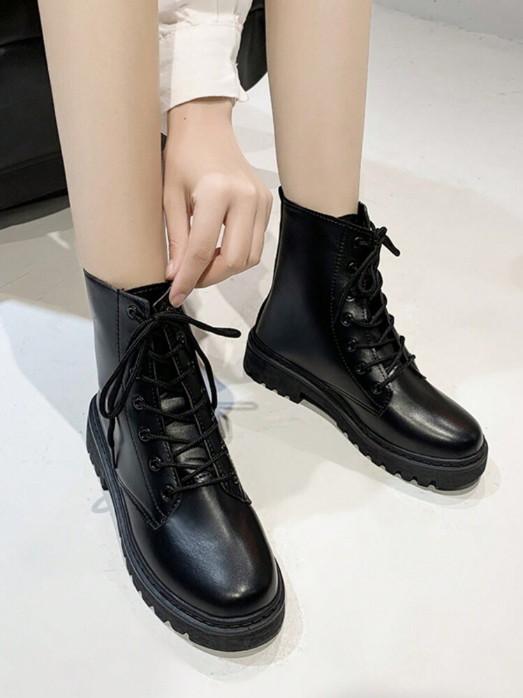 甜美酷炫靴子，女秋冬新款英伦风系带百搭机车厚底踝靴，复古靴，女靴 - 黑色 - 查看 5