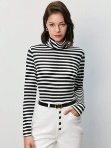 SHEIN Frenchy 高領條紋印花高領T恤 - 黑與白 - 查看 3