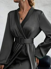 SHEIN Clasi 青果領燈籠袖腰帶緞面圍裹式洋裝