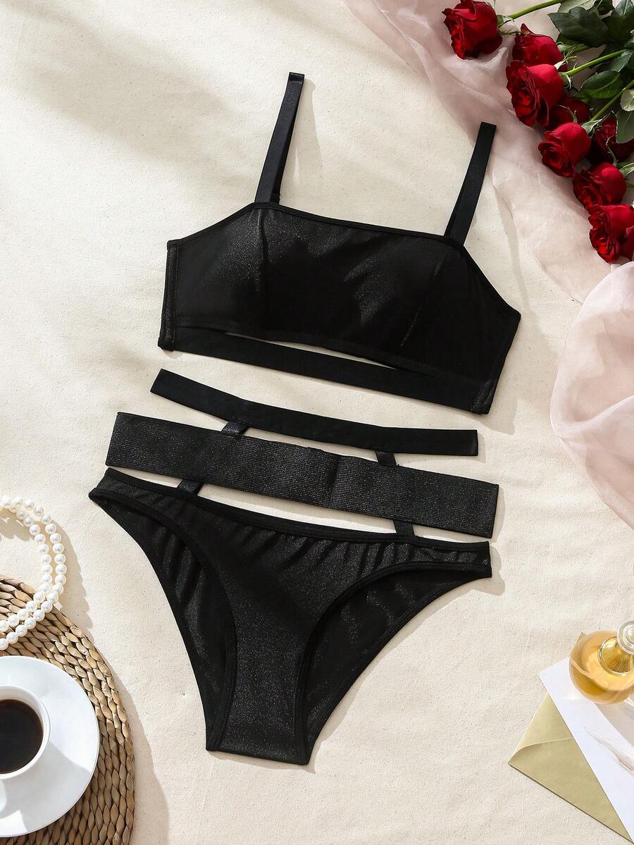 SHEIN Conjunto De Bra Y Ropa Interior Hueca En Color Sólido - Negro - Ver 1