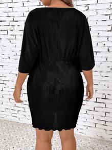 SHEIN Clasi 大碼蝙蝠袖木耳邊洋裝 - 黑色 - 查看 2