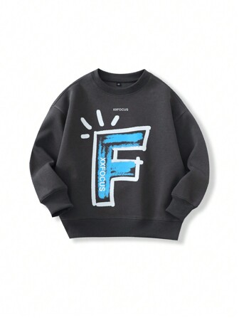 男大童字母圖案運動衫