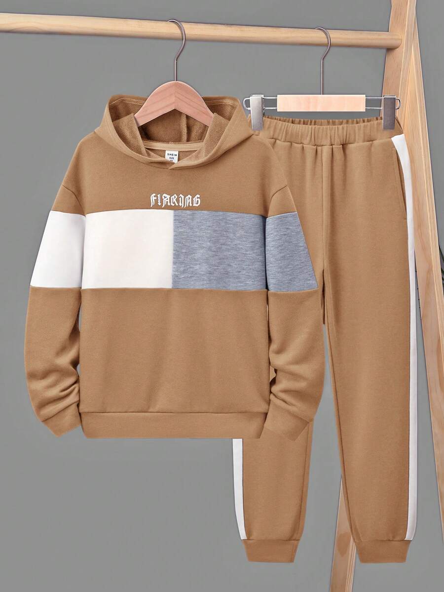 SHEIN Cậu bé Tween Đồ họa Chữ cái Khối màu Áo Hoodie & Quần thể thao - Màu Khaki - Xem 1