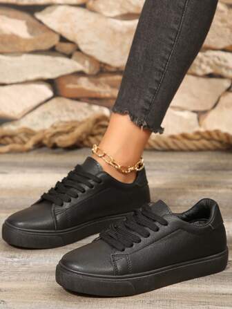 Fall/Winter 2025 Spring New Women White Skateboard Shoes, Fashion Versatile Breathable Casual Sneakers, Korean Ins Style