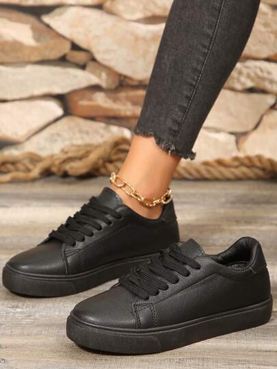 Fall/Winter 2025 Spring New Women White Skateboard Shoes, Fashion Versatile Breathable Casual Sneakers, Korean Ins Style