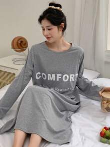 DAZY Slogan Graphic Drop Shoulder Slit Hem Tee Lounge Dress - Grey - View 1