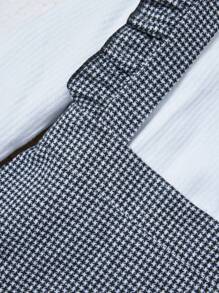 RueChic Tween Girl Mock Neck Tee & Houndstooth Print Ruffle Trim Overall Dress - Black and White - View 4