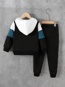 SHEIN Chico joven Sudadera con capucha con estampado de letra de color combinado con pantalones deportivos sin camiseta