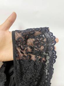 Conjunto de pijama shorts con top de tirantes con encaje en contraste con lazo delantero - Negro - Ver 6