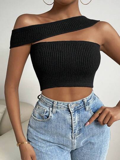 Zolique Top tejido crop unicolor de cuello asimétrico