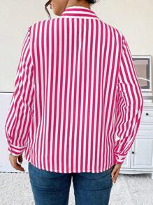Celure Plus Gestreepte print Voorpand met knoppen Shirt