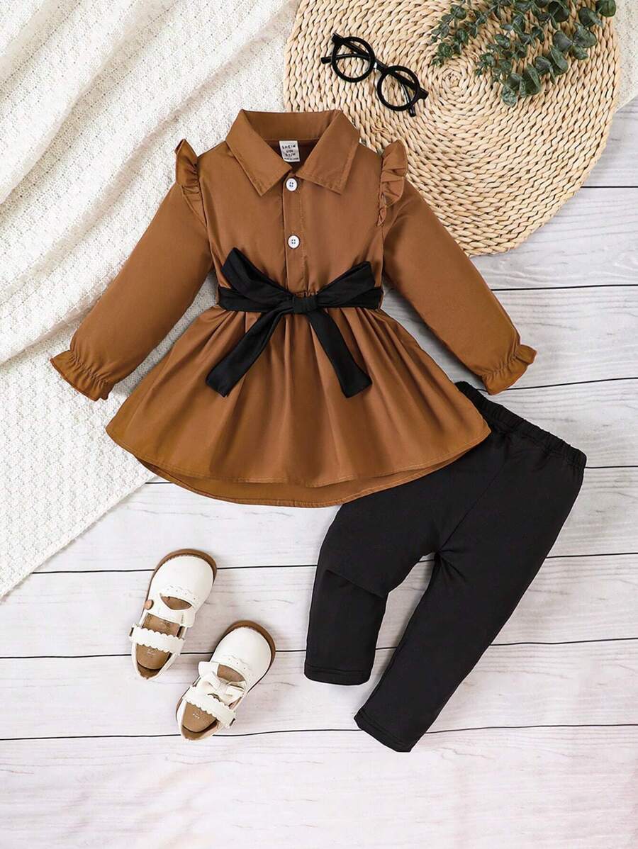 SHEIN 女嬰荷葉邊荷葉袖腰帶襯衫和褲子 - 卡其色 - 查看 1